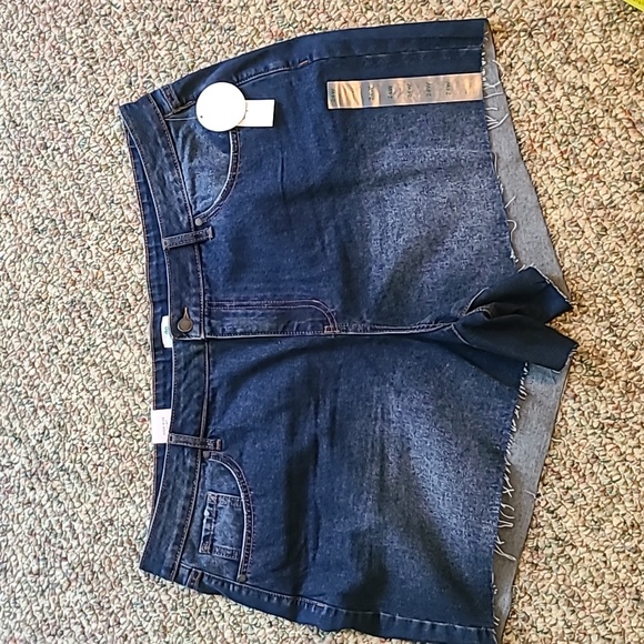 dip Pants - DIP BRAND WOMENS PLUS SIZE BLUE JEAN CUTOFF SHORTS SIZE 24W